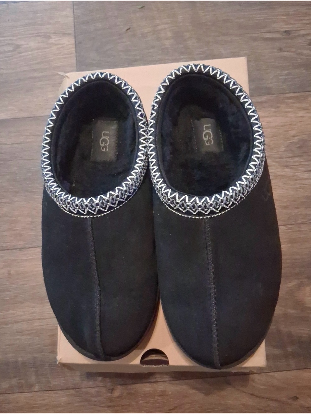 UGG women’s Black Slip-On Fleece-Lined Slippers